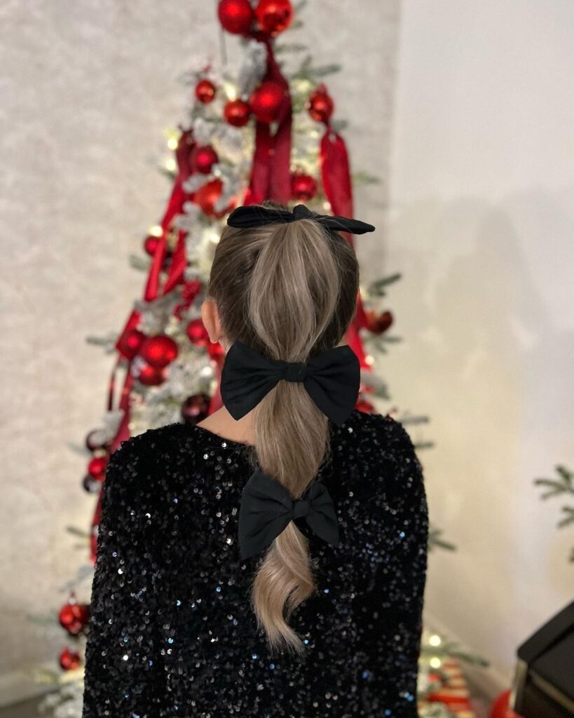 04 christmas hairstyles for long hair