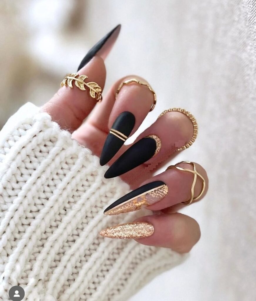 12 black and gold nails ideas