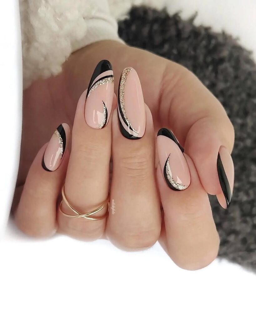 22 black and gold nails ideas