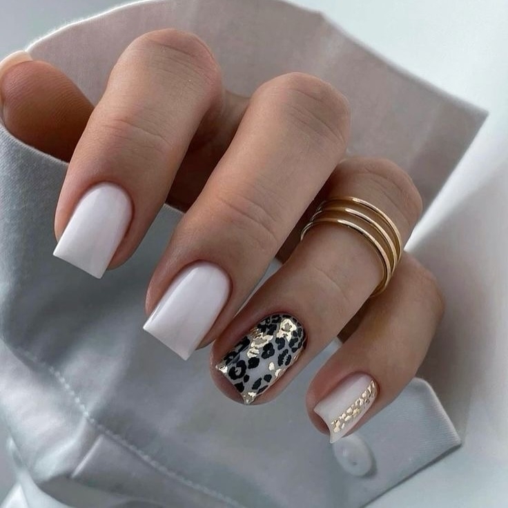 44 black and gold nails ideas