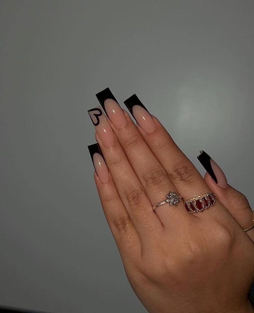 06 black coffin nails ideas