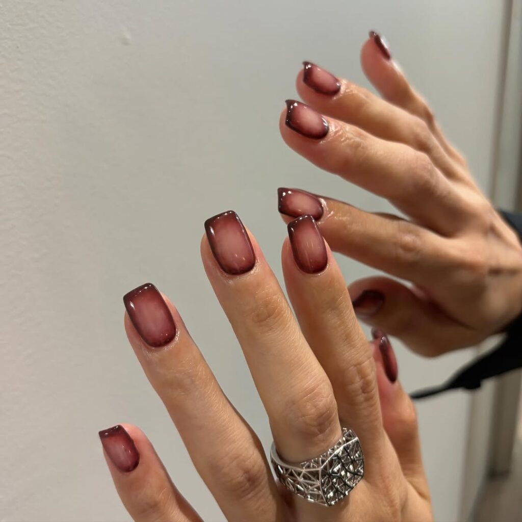 56 burgundy nails acrylic design 2025